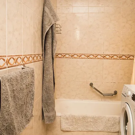 Fantastic In Las Americas La/81 Apartman