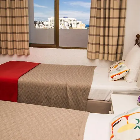 Fantastic In Las Americas La/81 شقة أرونا